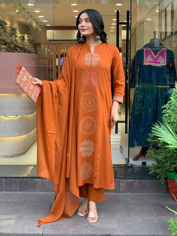 Women Embroidery Chanderi Stright Kurta Set With Chinon Duppata